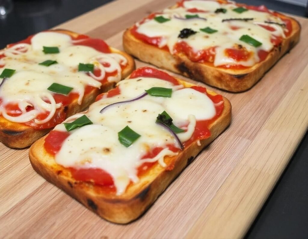 Crispy Pizza Toast 